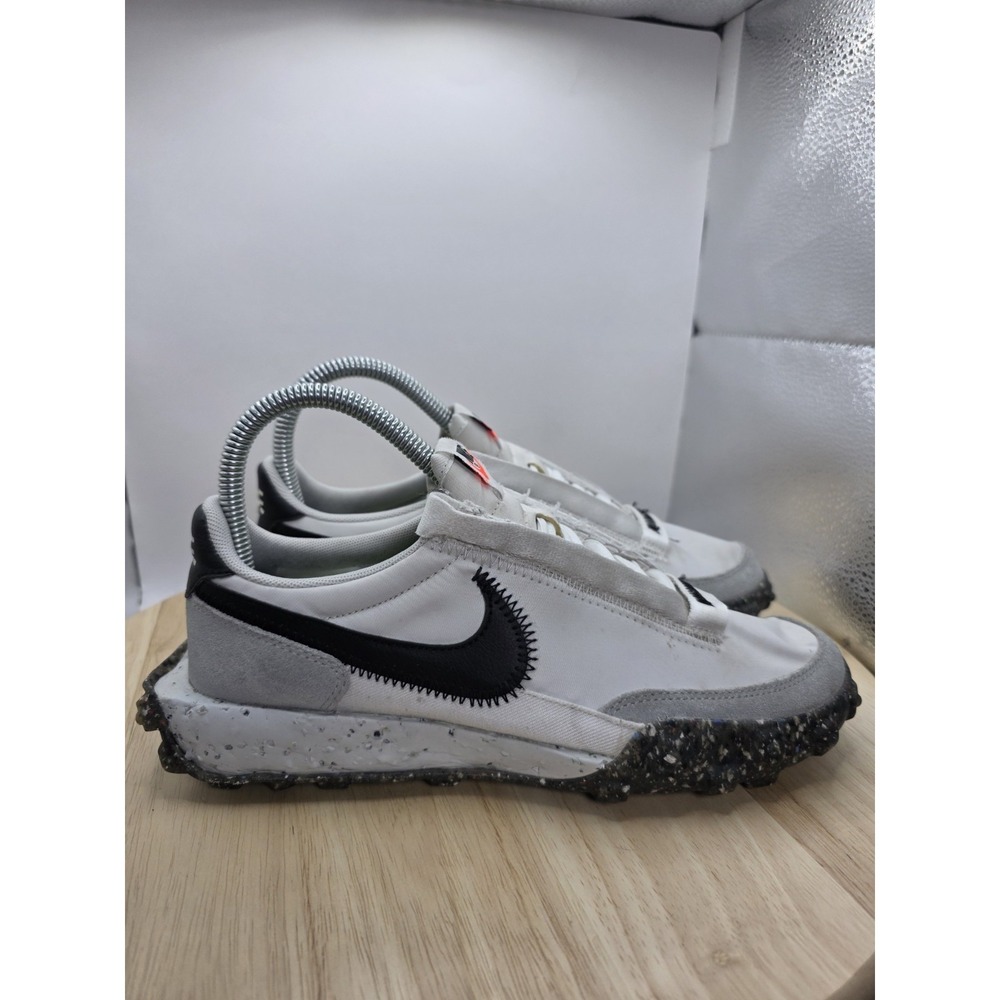 Nike Womens Waffle Racer Crater Running Shoe White/Black CT1983 104‎ size 6.5